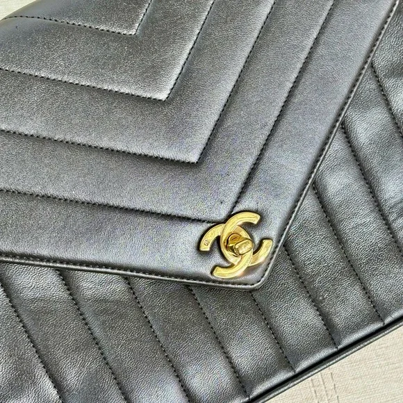 CHANEL Vintage Black Lambskin Chevron Flap Bag GHW - Picture 10 of 16